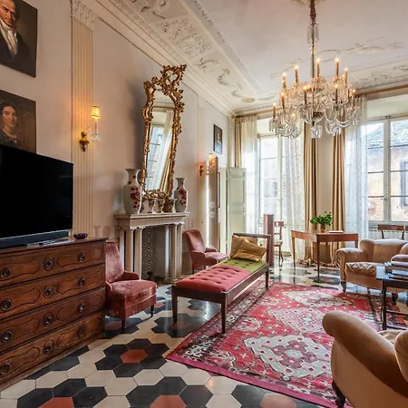 Storico Apartment *